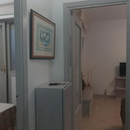 Apartamento En Centrico Comodo Y Bien Ubicado